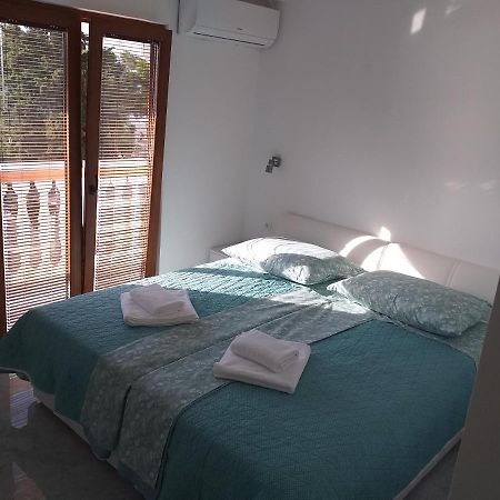 Guest House Bocac Sali Exterior foto